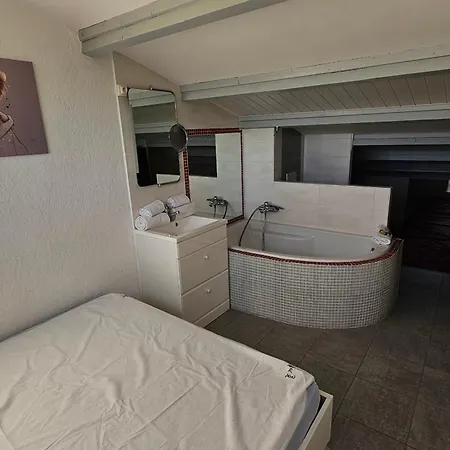Naturiste Cap D'agde Héliovillage 20 *